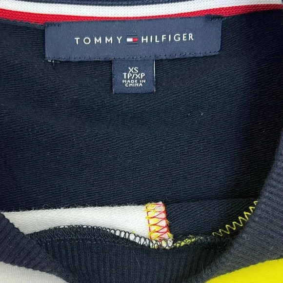 VINTAGE TOMMY HILFIGER CREWNECK SWEATSHIRT MENS - Picture 2 of 4